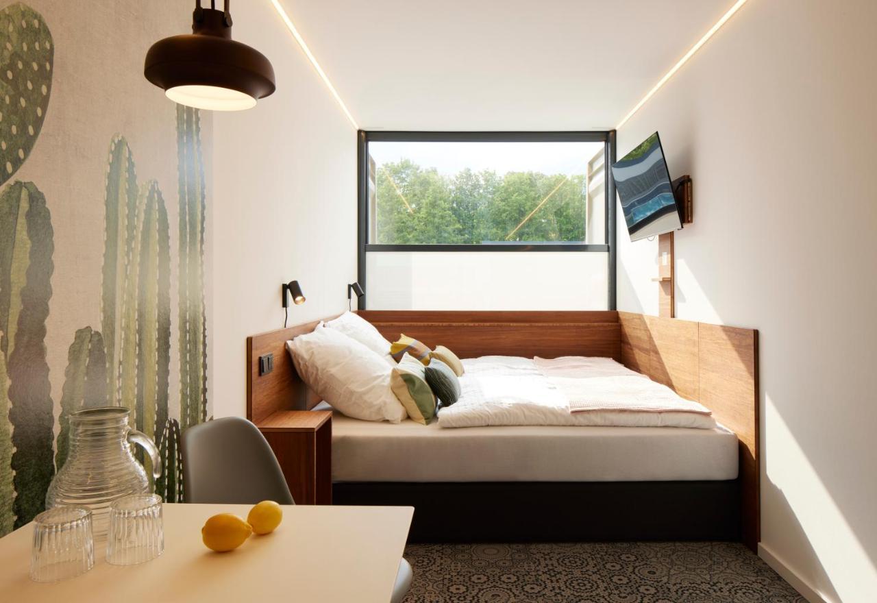 Tin Inn Montabaur L Einfach Gut - Das Hotel Aus Hochwertig Ausgebauten Ueberseecontainern Εξωτερικό φωτογραφία