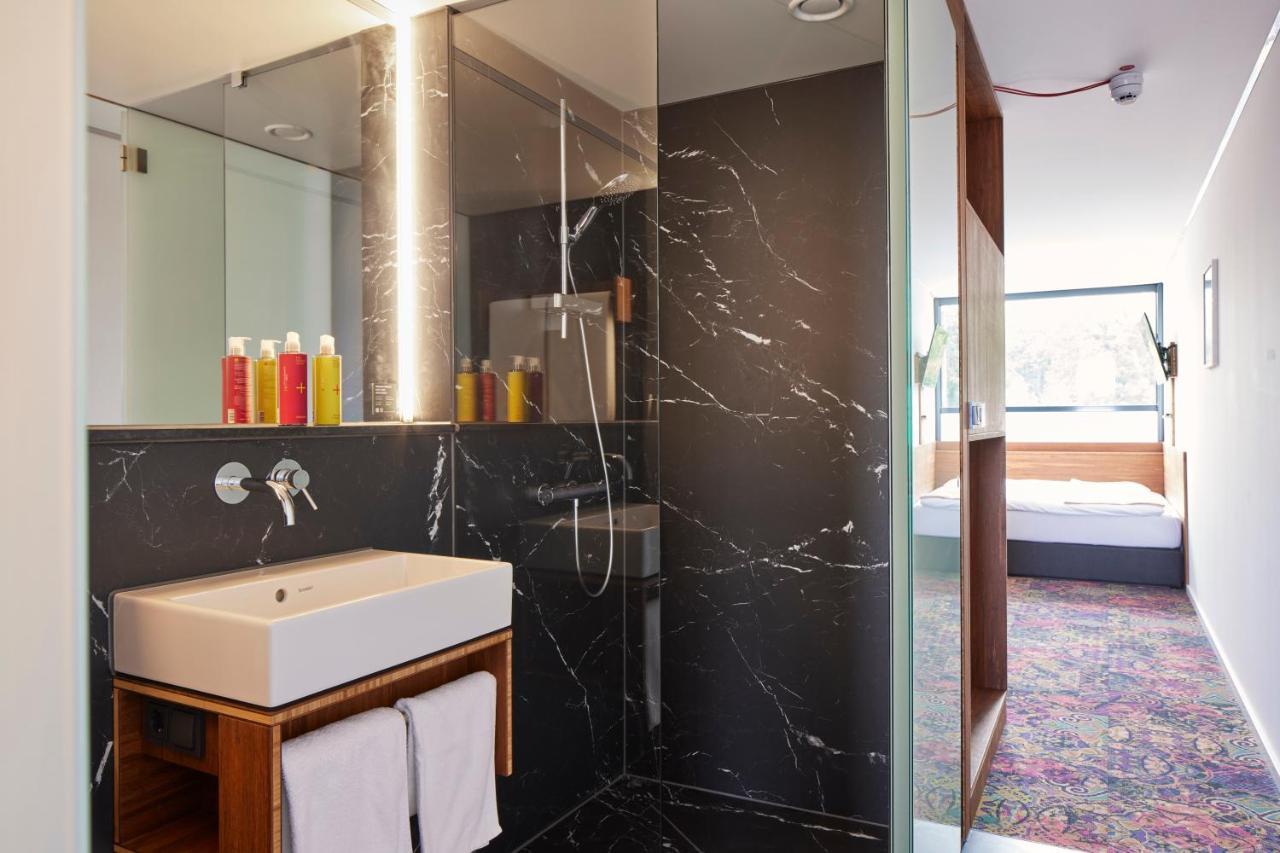 Tin Inn Montabaur L Einfach Gut - Das Hotel Aus Hochwertig Ausgebauten Ueberseecontainern Εξωτερικό φωτογραφία