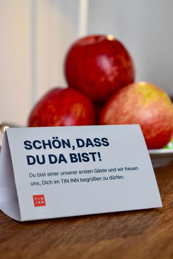 Tin Inn Montabaur L Einfach Gut - Das Hotel Aus Hochwertig Ausgebauten Ueberseecontainern Εξωτερικό φωτογραφία